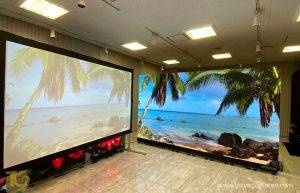video wall or projector1 1 300x193 - مقایسه تلویزیون شهری و ویدئو وال با ویدئو پروژکتور