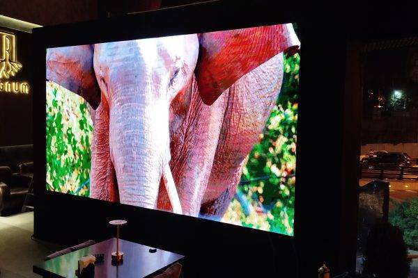 کاربرد ها و مزایای تلویزیون شهری تبلیغاتی